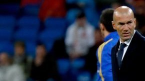 Cristiano se fue de la cancha del Bernabéu sin decir nada y sin mirar a nadie.