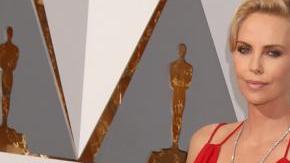 Charlize también cree que la sociedad es injusta con el envejecimiento de las mujeres.