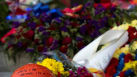 Ambos clubes rendirán tributo a Cruyff ahora que se retoma la actividad liguera.