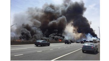 Autoridades advirtieron  que debido al incendio en NJ , los residentes de  Nueva York pueden ver y oler el humo