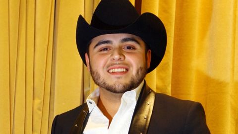 El cantante Gerardo Ortiz desestimó las críticas de que ha sido objeto el video que acusa de maltrato y violencia contra la mujer y de fomentar feminicidios.