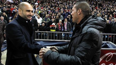 Con estilos muy diferentes, Guardiola (izq) y Simeone se miden en semifinales de la Champions League.