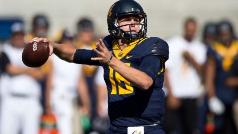 Este es el quarterback Jared Goff, de la Universidad de California. El hombre que posiblemente será el rostro de los Rams de Los Ángeles en los siguientes años.