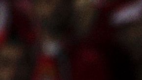 Raúl Jiménez intenta marcar ante el Vitória de Guimaraes.