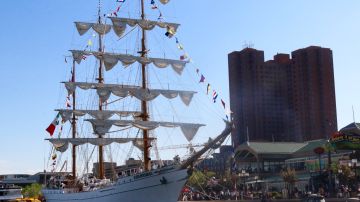 El Buque Escuela "Cuauhtémoc" de la Armada mexicana visita el  puerto de Baltimore (Maryland) como parte de su recorrido "Ibero-Atlántico 2016" por  17 puertos en 13 países.