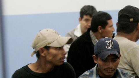 inmigrantes indocumentados detenidos migra
