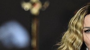 Madonna está dispuesta a hacer de todo con tal de recuperar a su hijo Rocco.