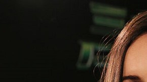 La actriz Megan Fox demostró que ha notado los cuestionamientos de su embarazo y contestó en las redes sociales.