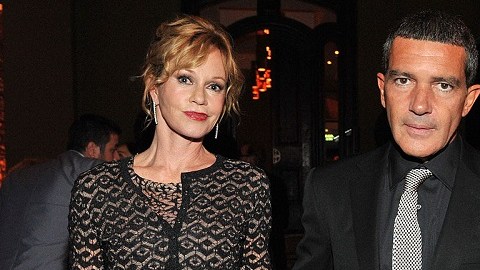 Los actores y exesposos, Melanie Griffith y Antonio Banderas, ahora tienen algo en común.