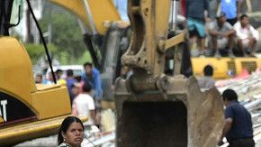 En en pueblo no hay cuadra que no haya sido destruida.