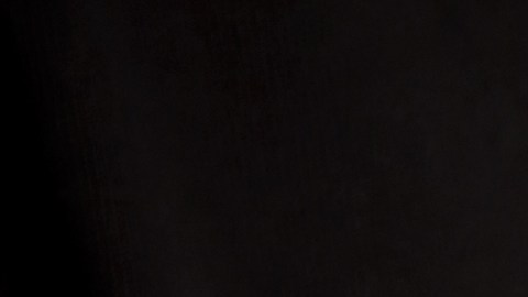 Para un buen desarrollo físico y mental los bebés necesitan del contacto físico, pero se recomienda tratar de que no se acostumbrarlo a que se quede dormido solo en brazos.