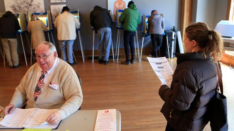 Wisconsin Voters Take Part In State's Primary