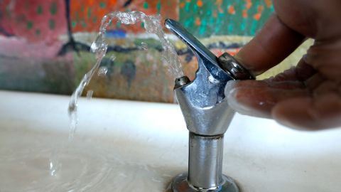El agua es un recurso vital y la ciudad de Nueva York tiene una de las mejores aguas potables municipales del planeta.