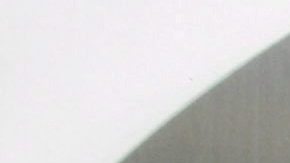 Logo de la empresa estadounidense Pfizer en la sede mundial de la compañía en Nueva York