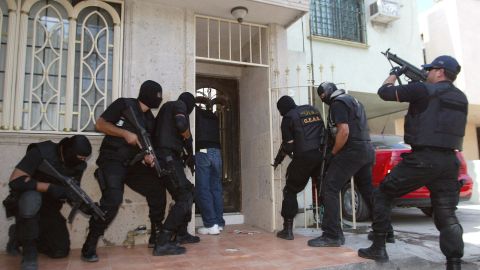Autoridades mexicanas lograron el rescate de un grupo de indocumentados secuestrados en Reynosa, Tamaulipas.