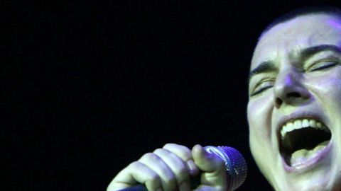 Sinéad O'Connor salió a dar un paseo en bicicleta el domingo por la mañana.