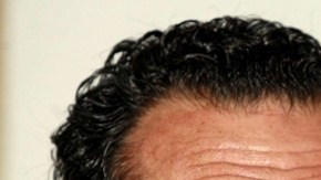 Antes de llegar a la dirección técnica y directiva del Real Madrid, Jorge Valdano condujo al Tenerife a derribar al club merengue en la última jornada y entregarle el título al Barcelona en 1992. Pero luego se supo que los catalanes entregaron una fuerte suma de dinero al equipo canario.