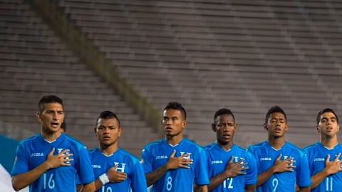 La selección de Honduras durante un juego anterior en el Cotton Bowl, recinto de Dallas en el que iban a jugar contra Ecuador.