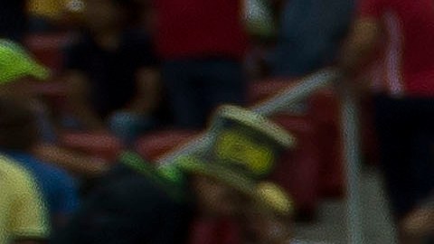 Almeyda y Ambríz durante el Clásico Nacional que se llevó el América.