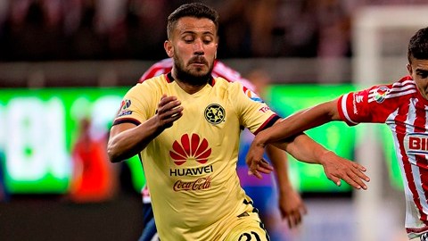 América y Chivas siempre protagonizan duelos de poder a poder.