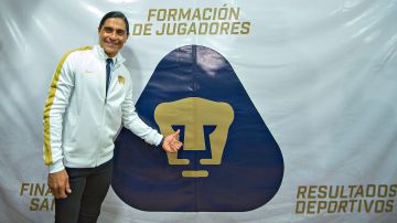 Prensentación de Francisco Palencia como nuevo Director Técnico de Pumas.