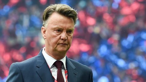 Louis van Gaal se queda sin trabajo.