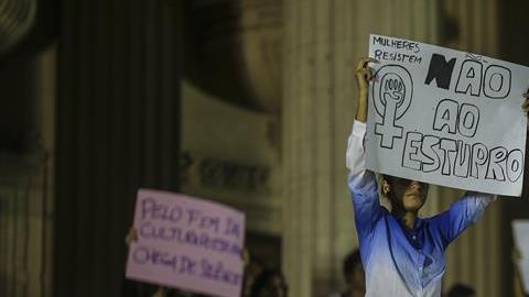 Las sociedad exige castigo a los responsables.