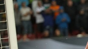 Un diluvio en Augsburgo para la selección alemana, de lluvia y de goles.