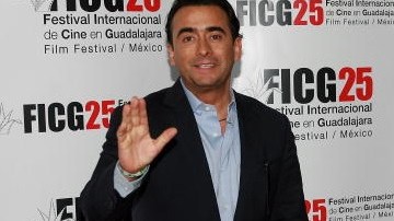 Adal mencionó que fue su madre quien siempre lo acompañó a todos los estrenos de sus obras.