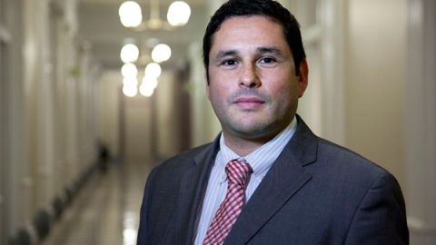 Raúl Alvillar, director político del Comité Nacional Demócrata.