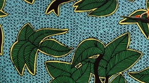 La explosión de colores que caracteriza a la cultura brasileña inspira la creación de una colección limitada de muebles y accesorios.
