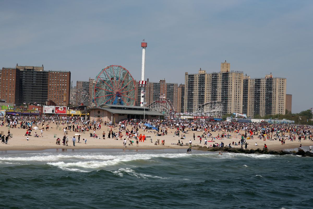 Abren oficialmente las playas de NY El Diario NY