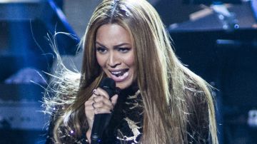 Un grupo de fans de la cantante Beyoncé aseguran que la actual es realmente un clon.