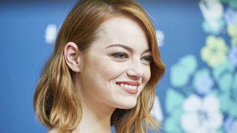 Emma ha comentado que prefiere el cabello rojo, aunque siempre está abierta a experimentar.