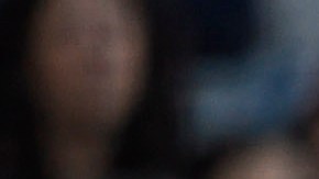 Bartolo Colón obersva cómo la pelota sale del PETCO Park para su primer jonrón.