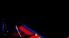 Banderas como estas no serían permitidas en el estadio Vicente Calderón.
