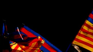 Banderas como estas no serían permitidas en el estadio Vicente Calderón.