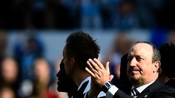 Benitez dijo: "Si he decidido quedarme es porque creo que puedo regresar al Newcastle a la Premier".