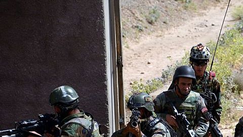 Estados Unidos ha invertido más de US$60 mil millones en la formación y entrenamiento de fuerzas de seguridad afganas en los últimos 14 años.