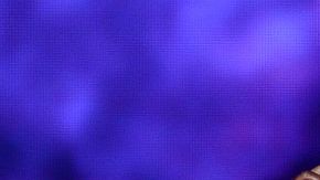 Con luces y tonos morados, el recuerdo de Prince iluminó el T-Mobile Arena de Las Vegas.