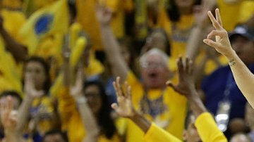 Stephen Curry ha vuelto a su mejor nivel, justo cuando su equipo más lo necesitaba.