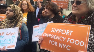 Concejales piden 22 millones para frenar el hambre en Nueva York