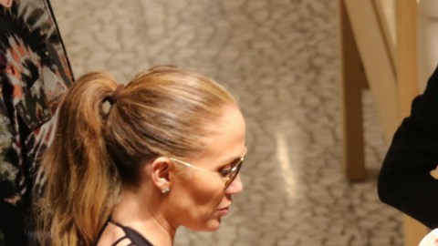 JLo podría haberse gastado más de 100,000 dólares en la tarde de compras.