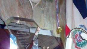 Josué K. Núñez  es el único miembro de su familia que toca un instrumento