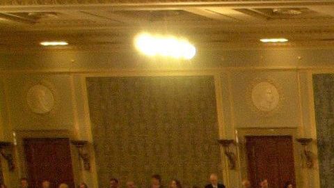 El Congreso de EEUU da luz verde a la legislación para atajar la crisis de la isla, después de meses de negociación bipartidista .