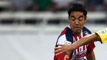 Jugadores de Everton y Chivas, durante un partido de la Copa Libertadores de 2009.