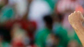 Javier Hernández, con goles se mete a la historia del Tri.