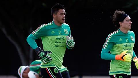 Talavera, Ochoa y Corona han sido los encargados de resguardar el arco mexicano.