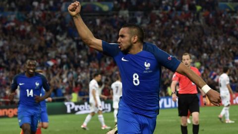 Dmitry Payet -ahora junto a Griezmann- volvió a darle el triunfo a Francia en la Euro 2016.