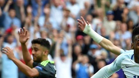 Inglaterra vs. Gales